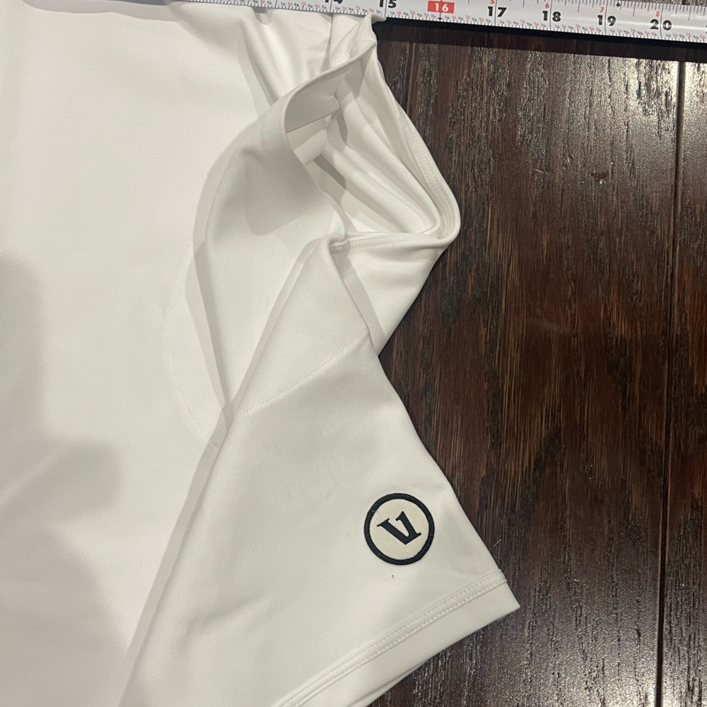 VUORI Volley Dress White Tank Mini Pockets Built -In Bra Women Size Small NEW - Picture 8 of 11